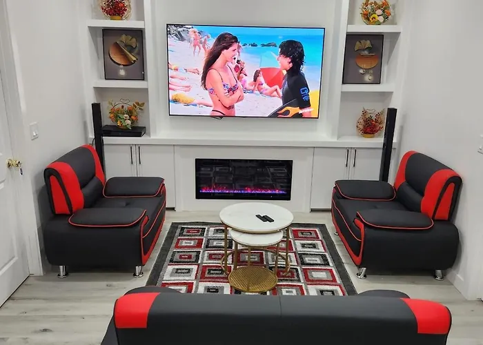 2 Bedrooms Luxury Basement Suite