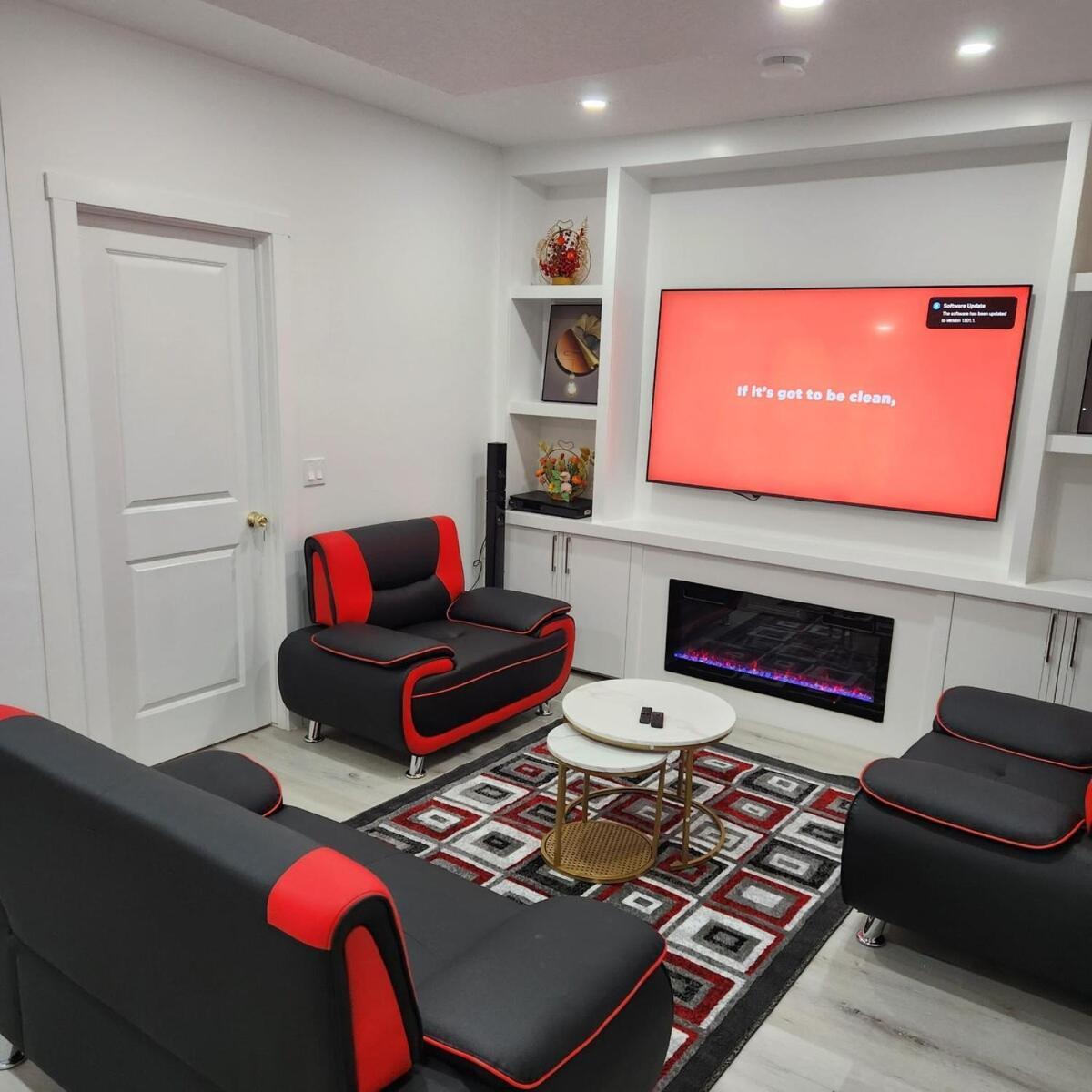 2 Bedrooms Luxury Basement * Calgary